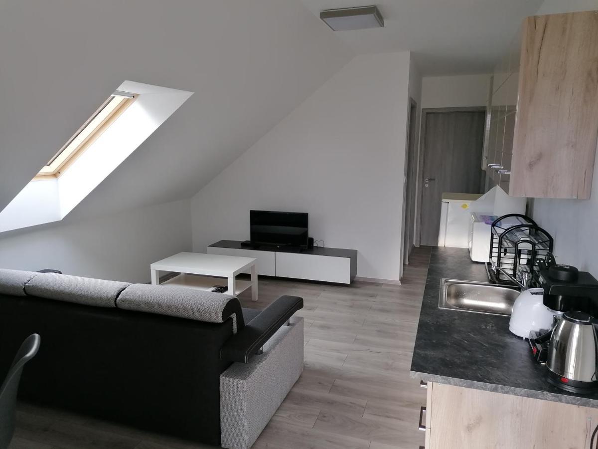 Mohacs Apartman Zewnętrze zdjęcie