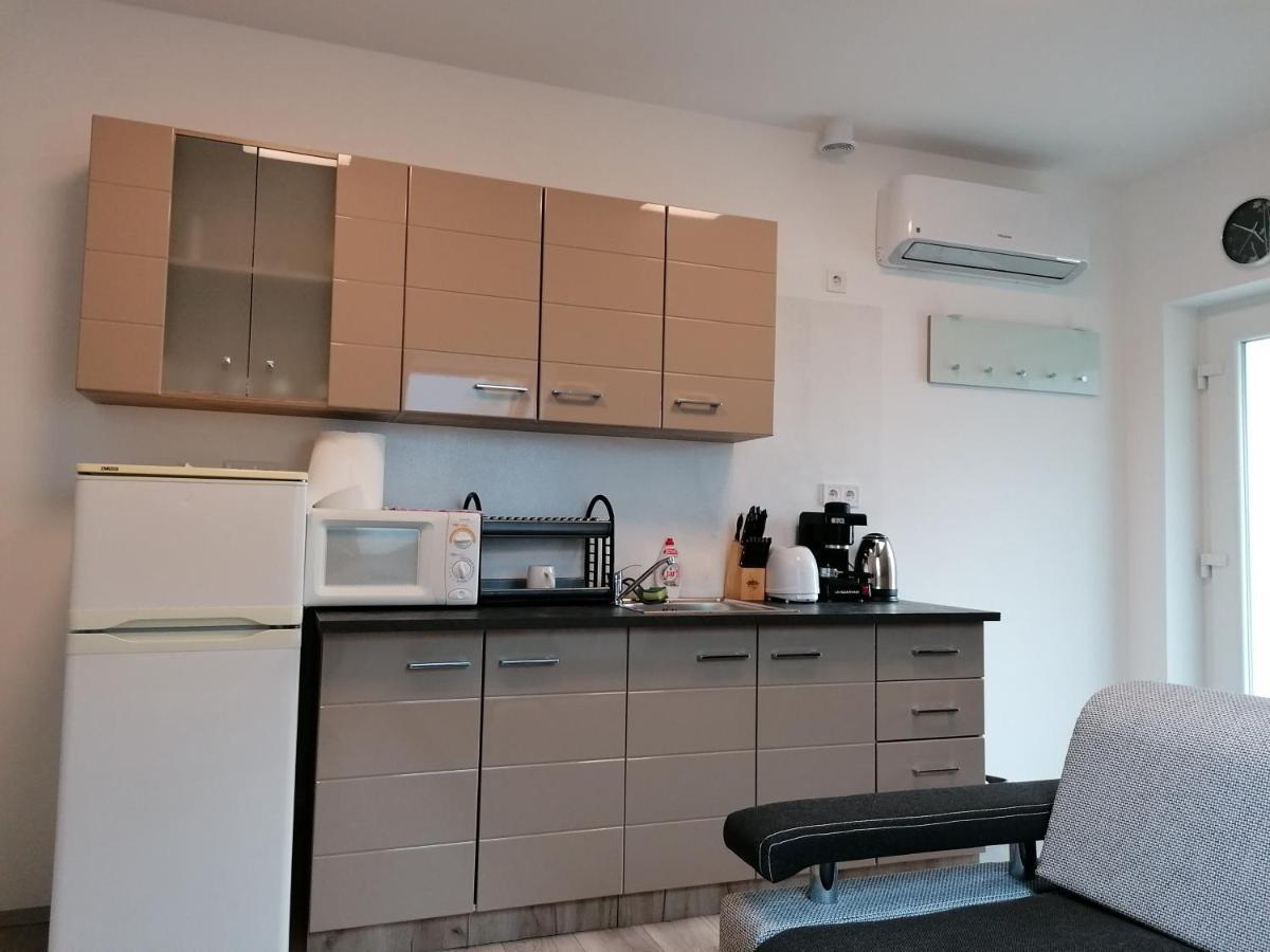 Mohacs Apartman Zewnętrze zdjęcie