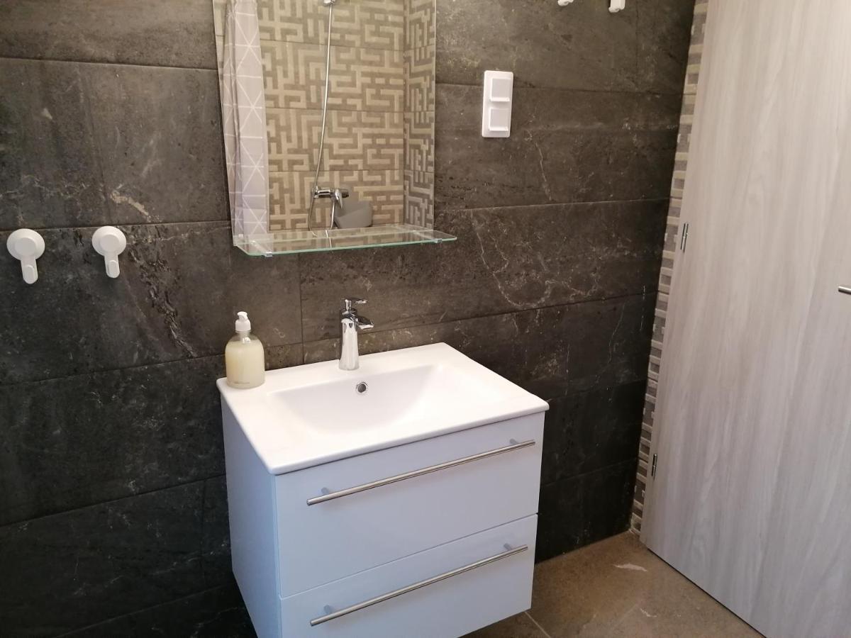 Mohacs Apartman Zewnętrze zdjęcie