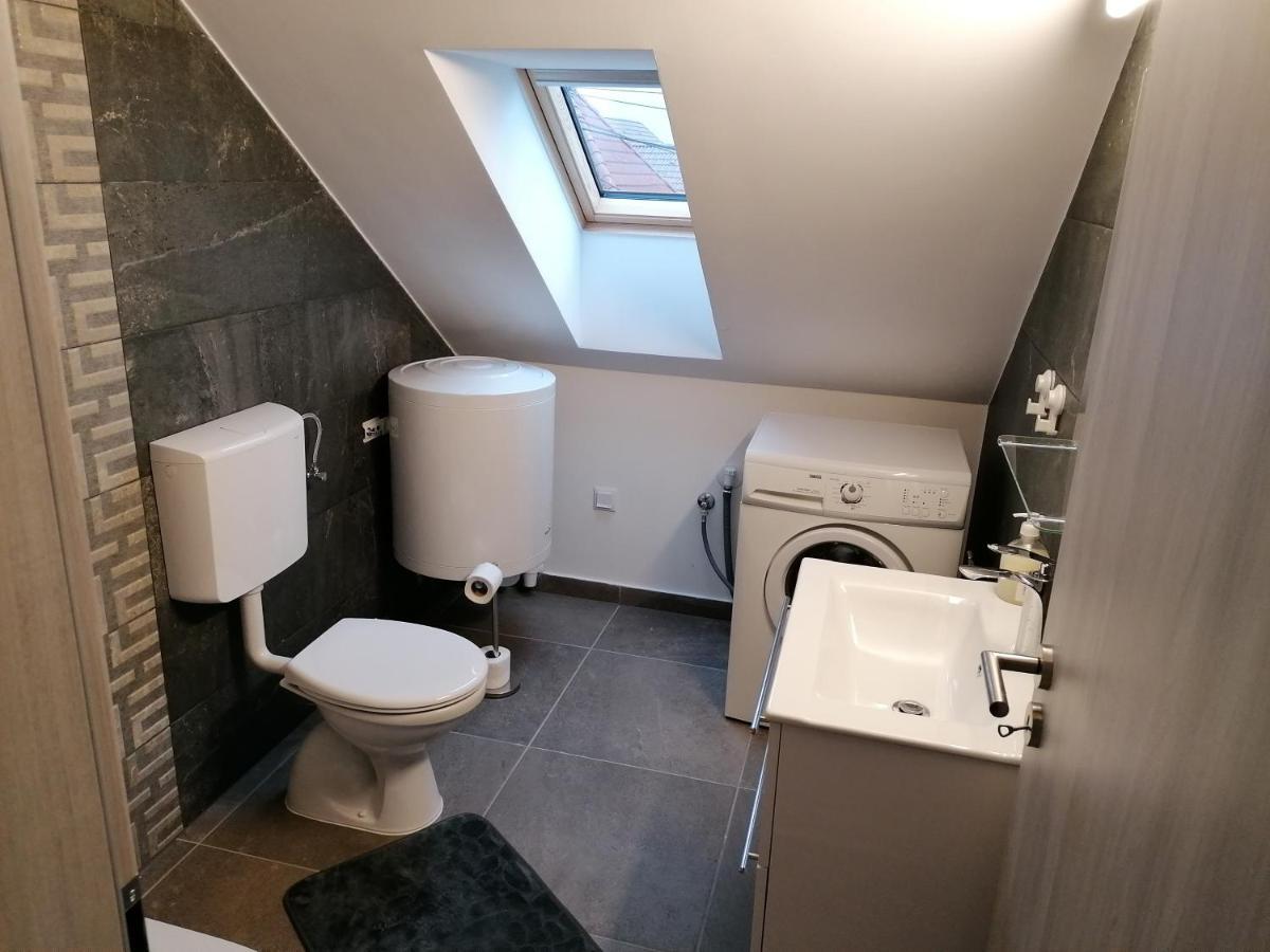 Mohacs Apartman Zewnętrze zdjęcie